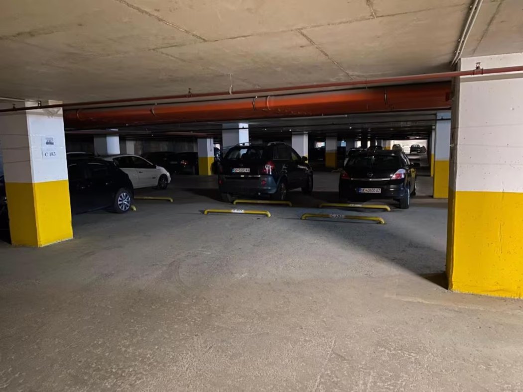 Private parking garage at Cevahir Sky City